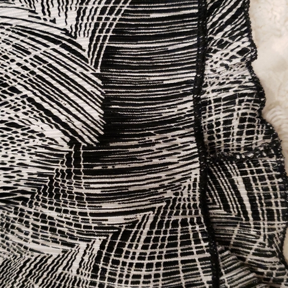 Only 9 - Picture 9 of 9